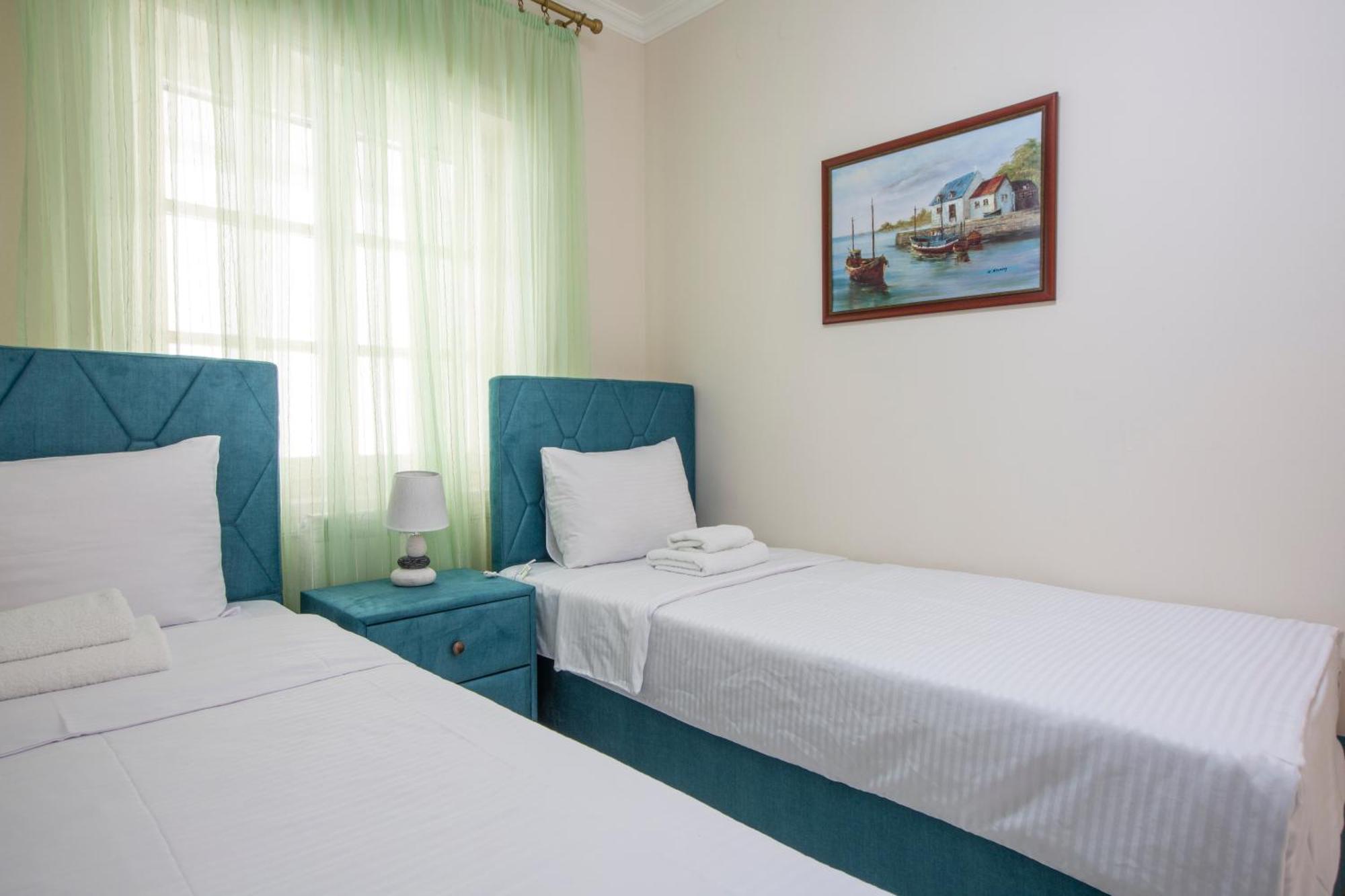 Montesan Luxury Apartment Beach Front Sveti Stefan Extérieur photo