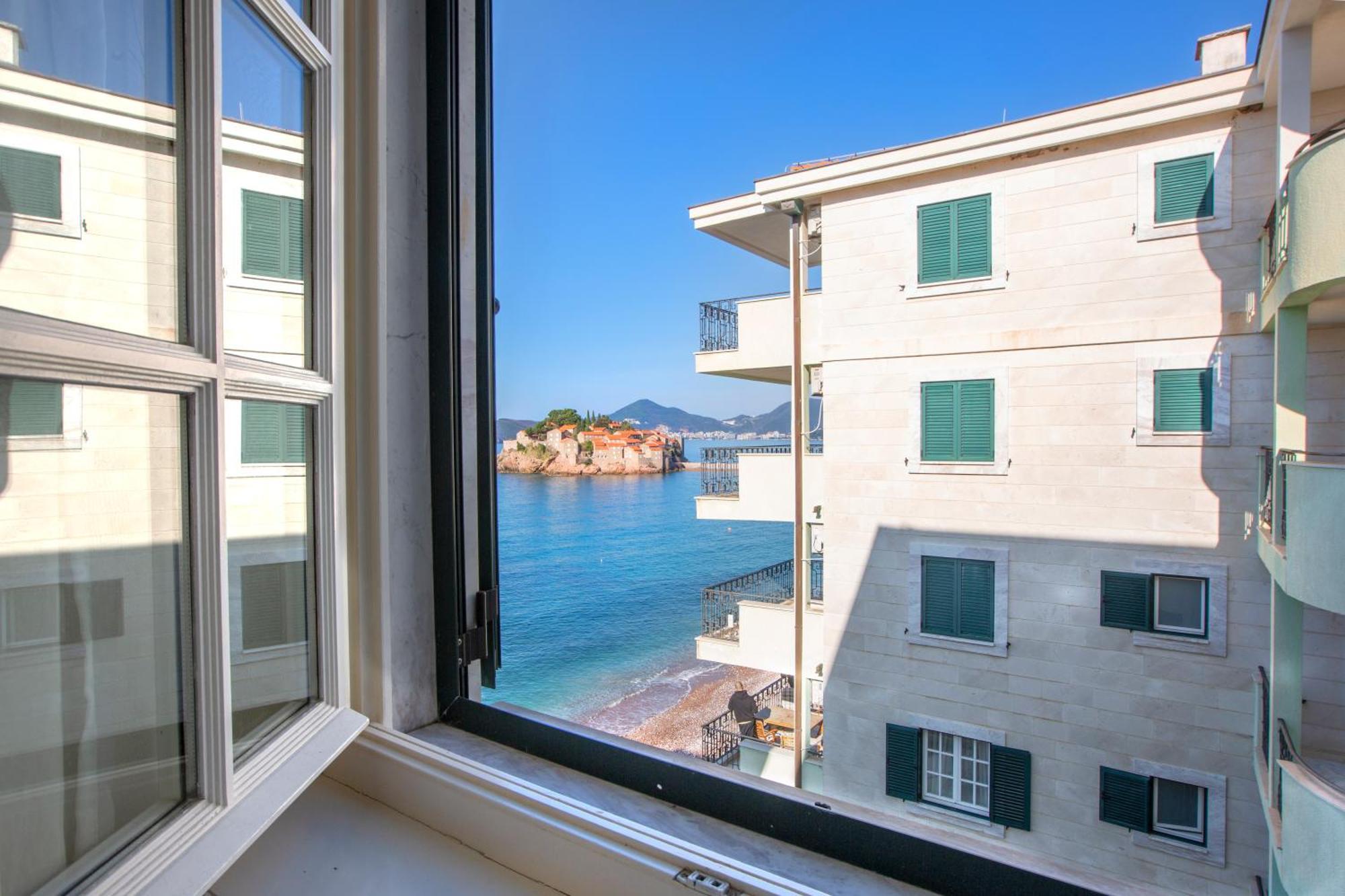 Montesan Luxury Apartment Beach Front Sveti Stefan Extérieur photo