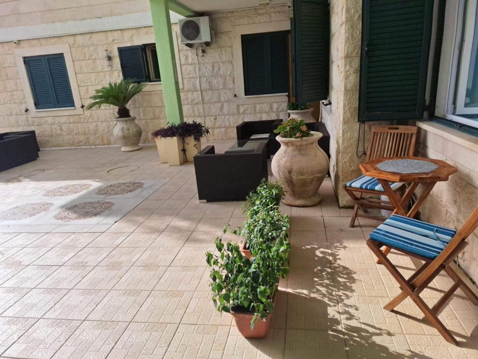 Montesan Luxury Apartment Beach Front Sveti Stefan Extérieur photo