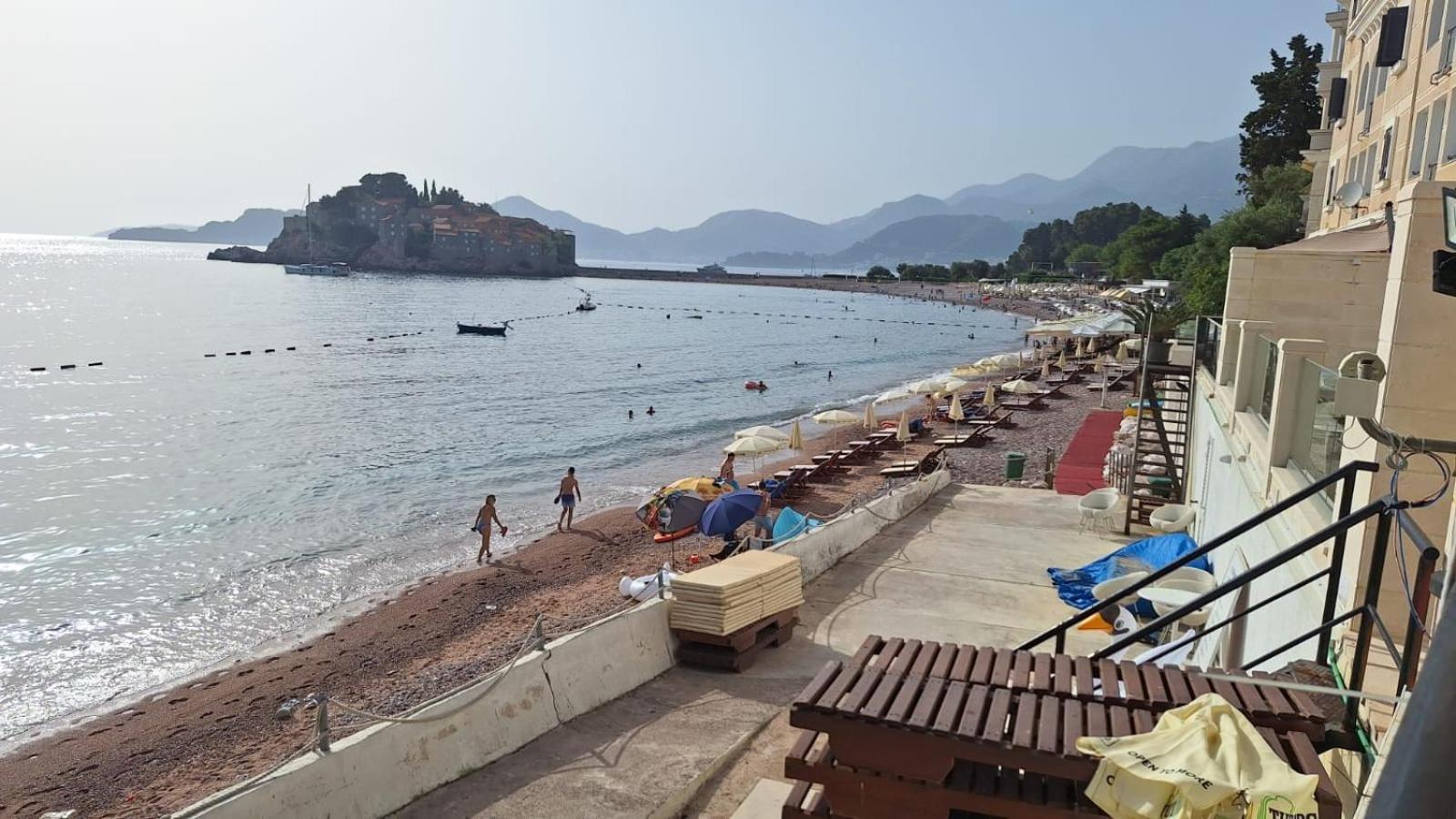 Montesan Luxury Apartment Beach Front Sveti Stefan Extérieur photo