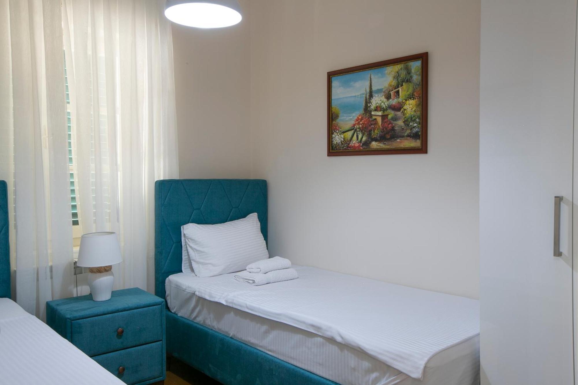 Montesan Luxury Apartment Beach Front Sveti Stefan Extérieur photo
