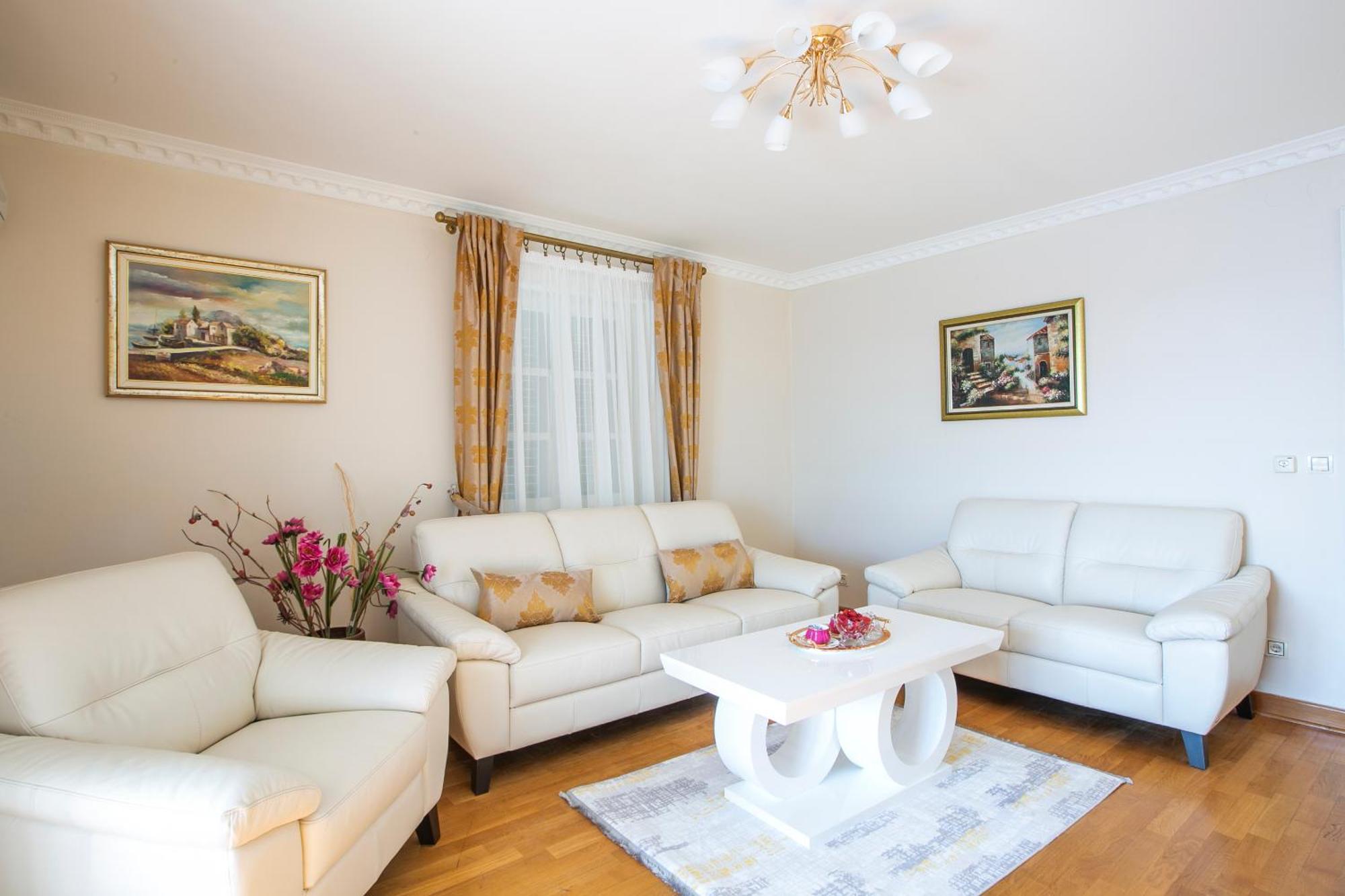 Montesan Luxury Apartment Beach Front Sveti Stefan Extérieur photo